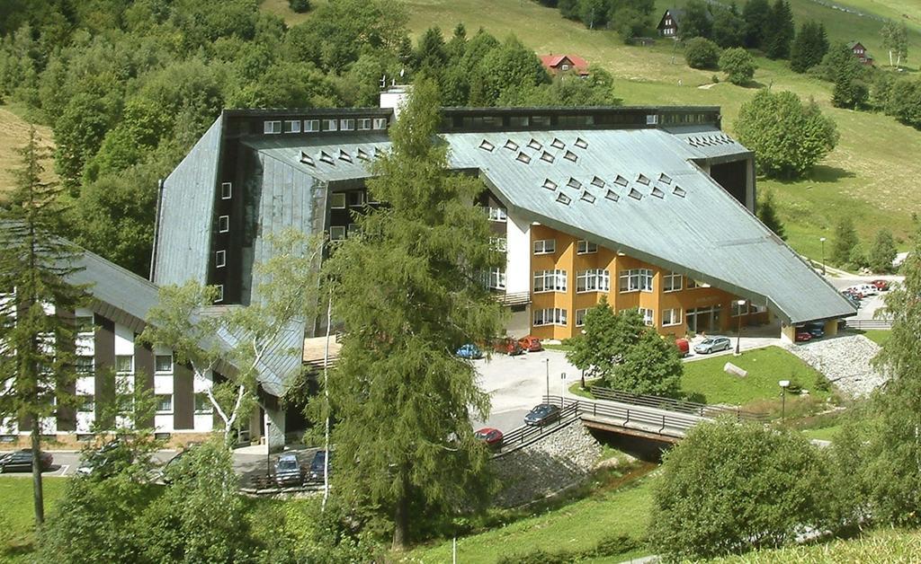 Hotel Fit Fun Harrachov Eksteriør bilde