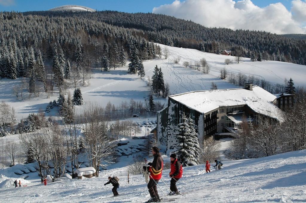 Hotel Fit Fun Harrachov Eksteriør bilde